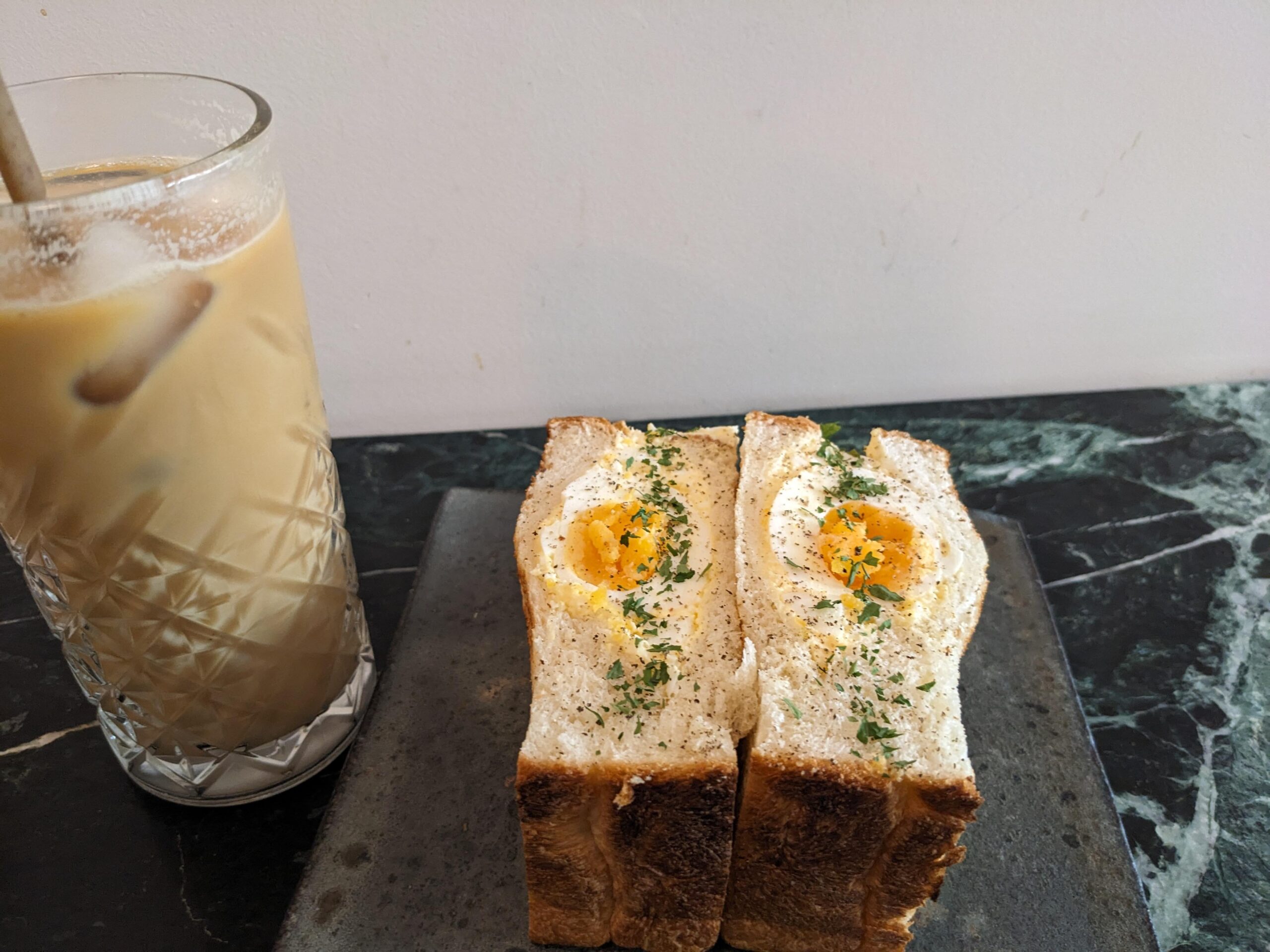 PARISで食べる日本のサンドイッチ　Benchy